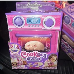 Cookeez Makery